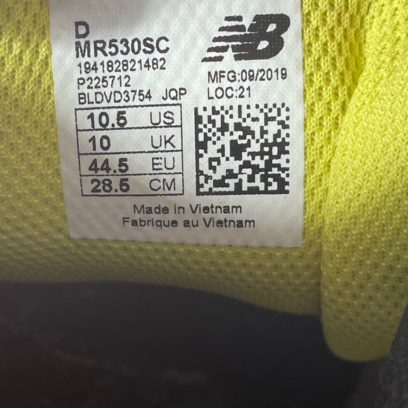 New Balance 530 - Picture 3 of 6